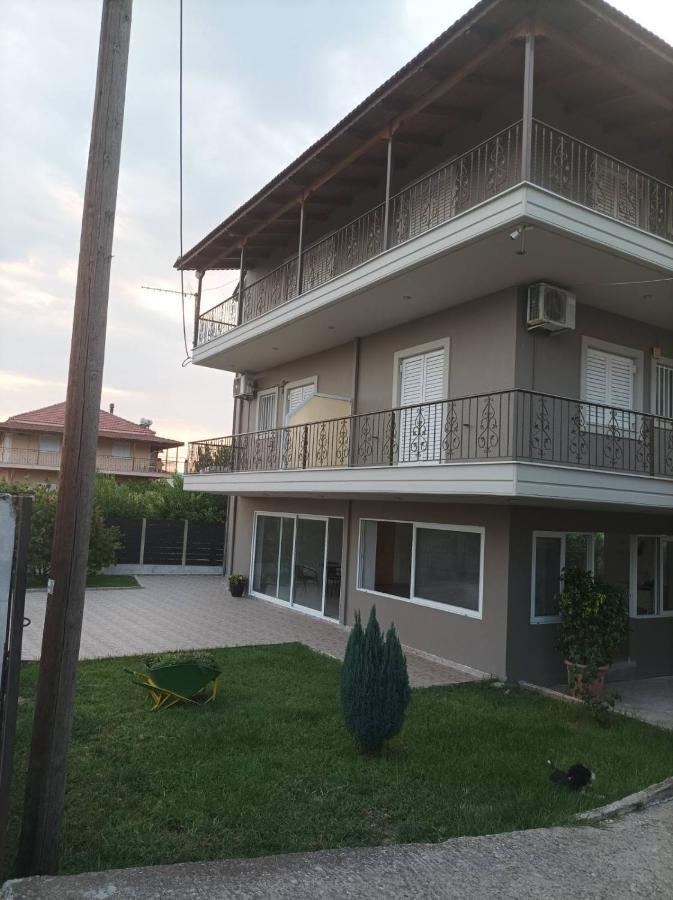 Eirini's * Missolonghi